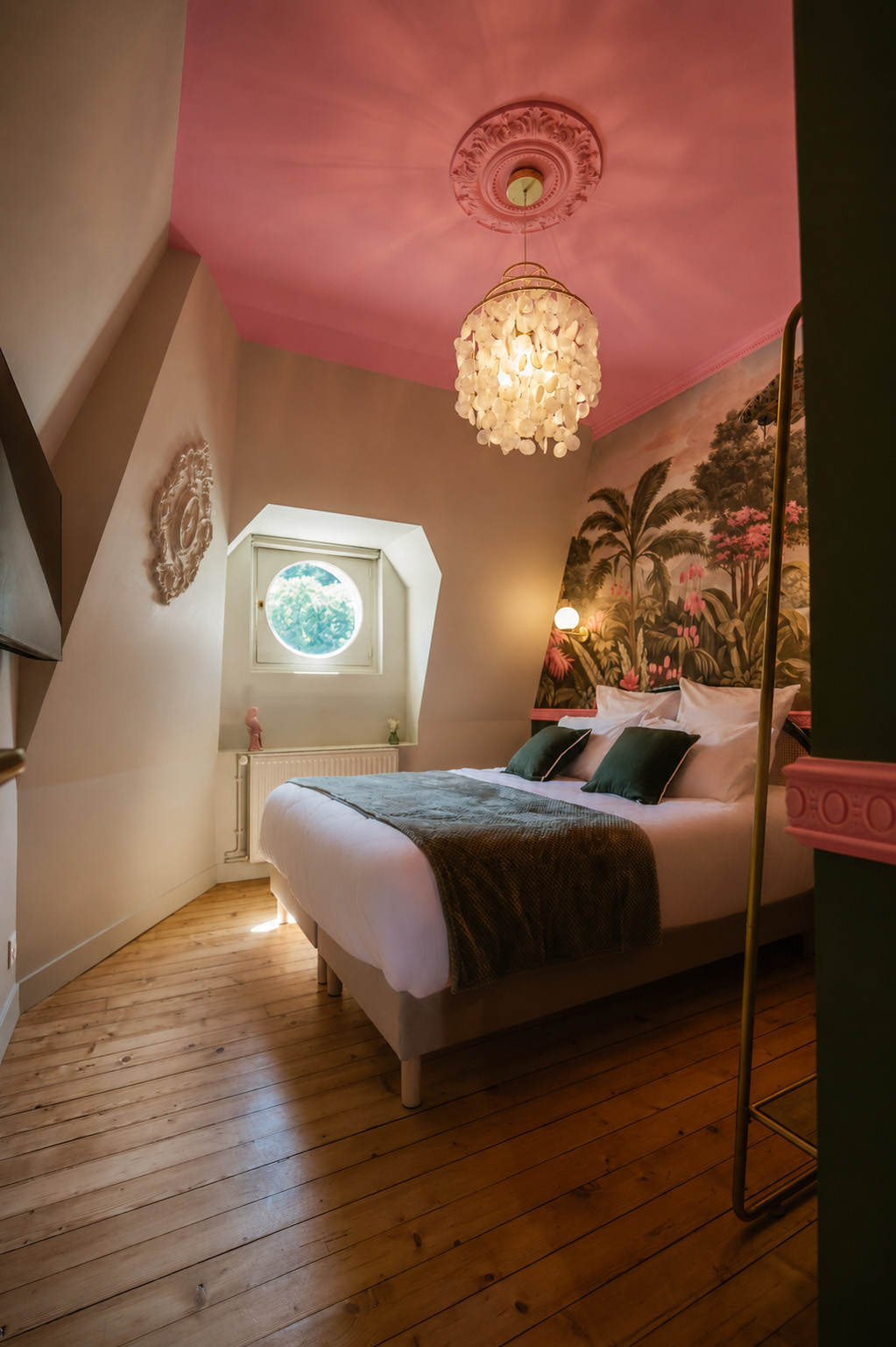 Aménagement unique et haut de gamme d'une chambre parentale by Lydie Pineau à Saumur (49)