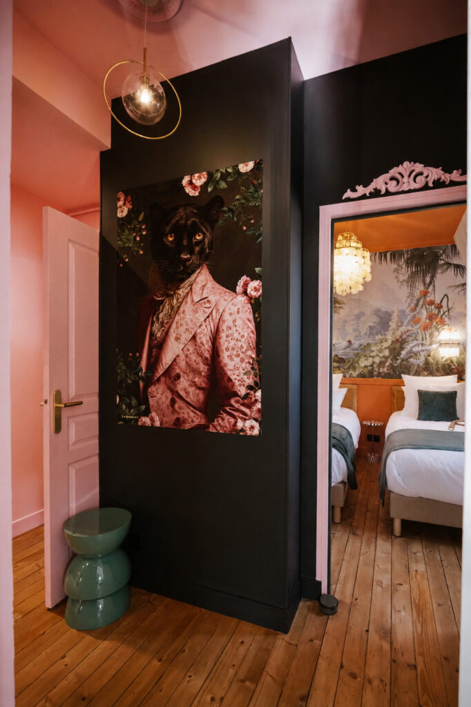 Rénovation et décoration haut de gamme d'un appartement dans un hôtel particulier by Lydie Pineau à Saumur (49)