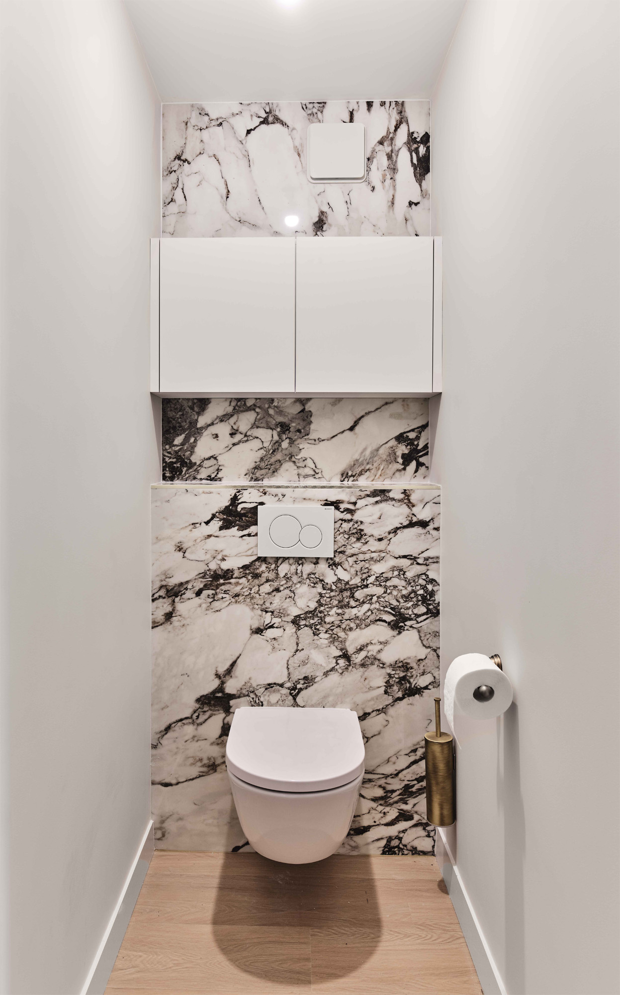 conception WC en marbre luxe by lydie pineau architecte d'intérieur saint gilles croix de vie